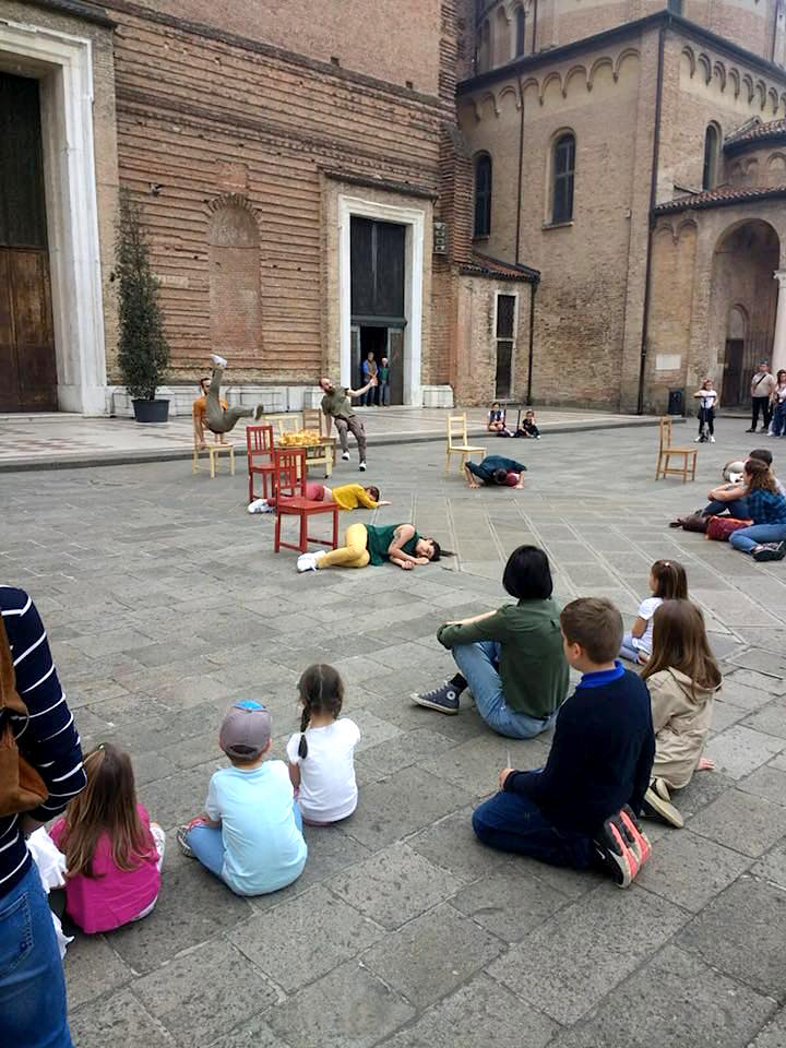 il corpo Attache di pane photo taken by Rassegna ilternazionale di illustratione I colori del sacro