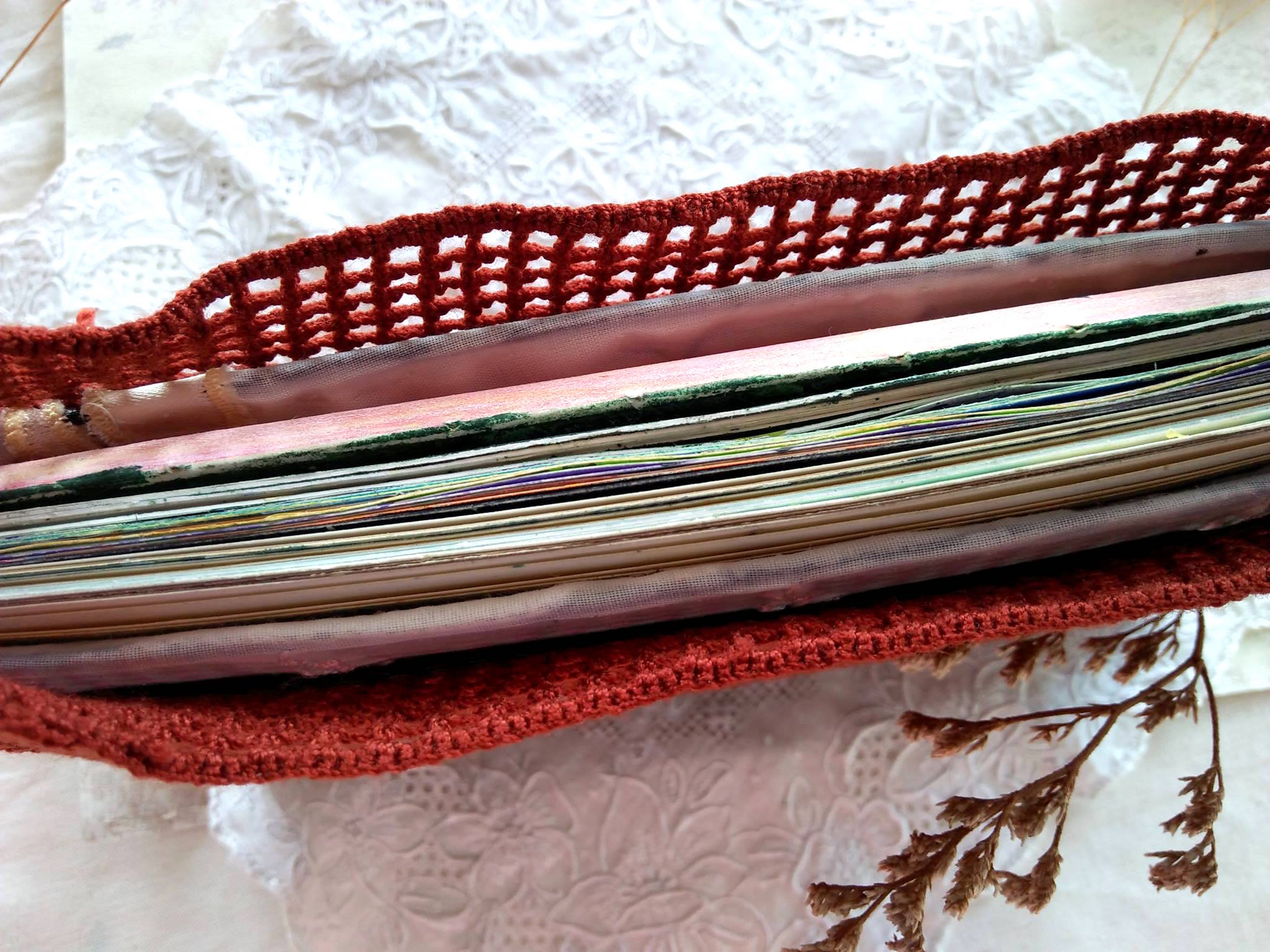 set1_zine_yodchattinyline_moleskine_aday40