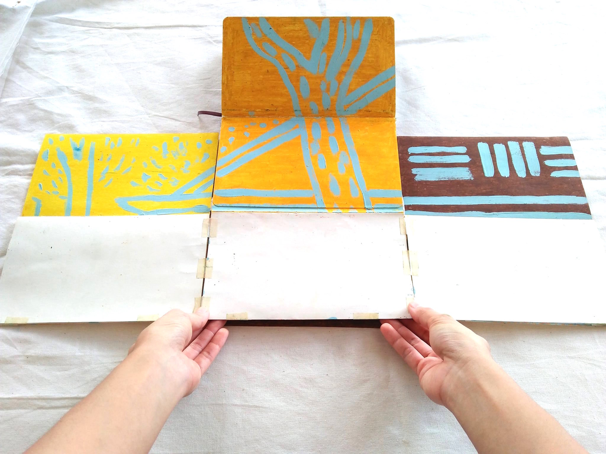 set1_zine_yodchattinyline_moleskine_aday44